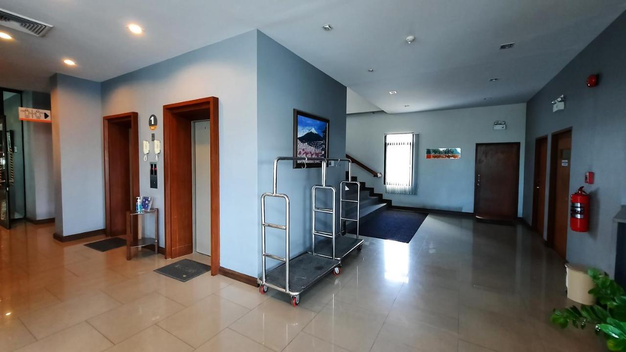 Leosor Hotel Nakhon Ratchasima Ngoại thất bức ảnh