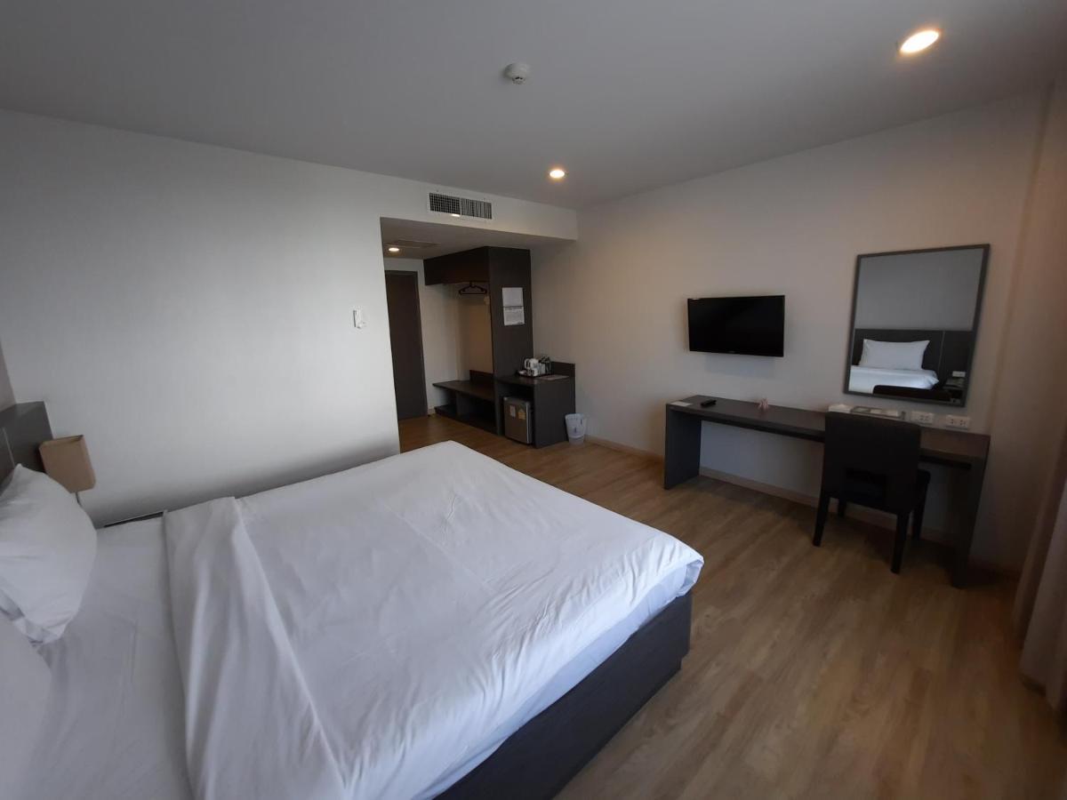 Leosor Hotel Nakhon Ratchasima Ngoại thất bức ảnh