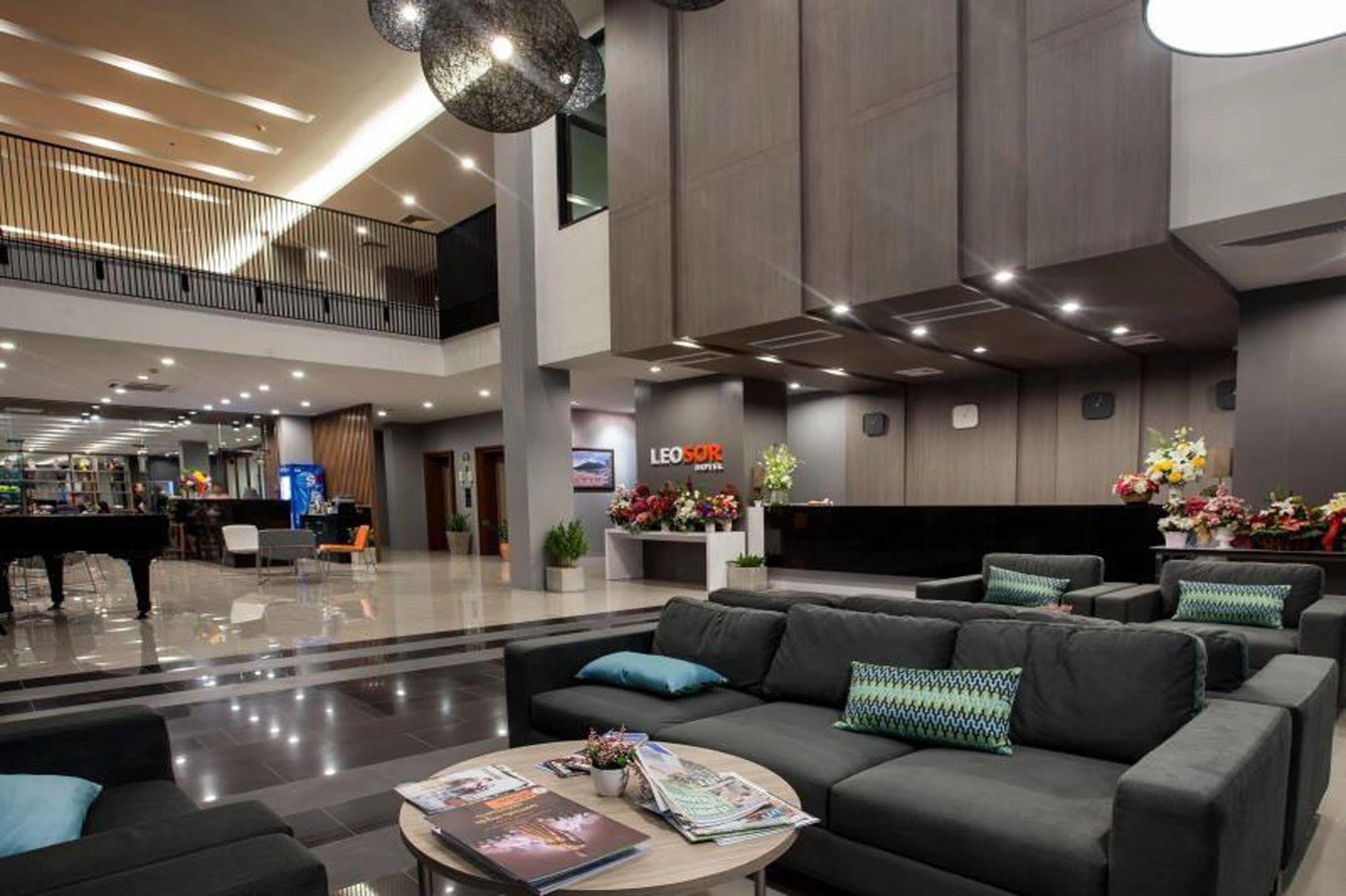Leosor Hotel Nakhon Ratchasima Ngoại thất bức ảnh