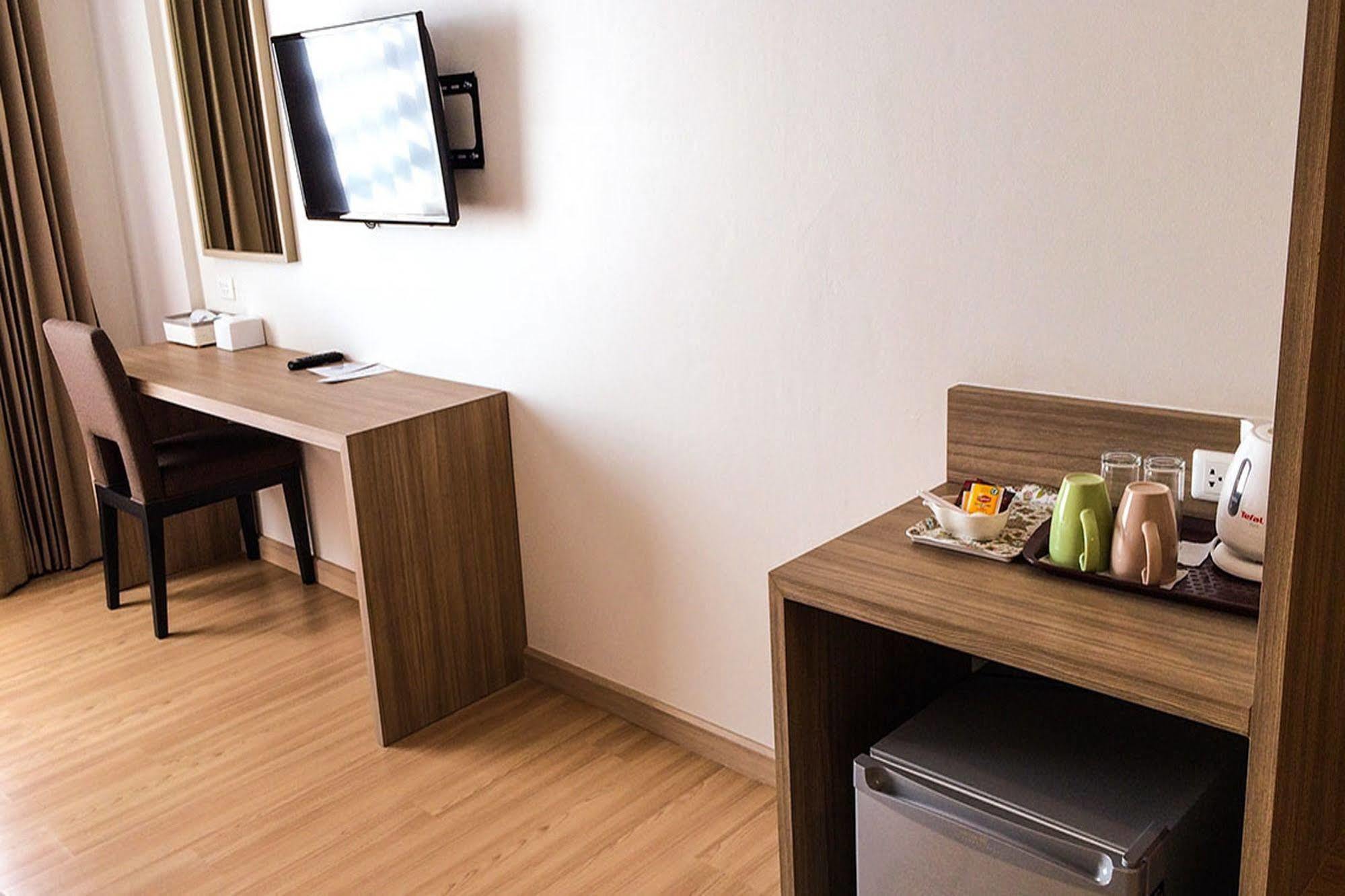 Leosor Hotel Nakhon Ratchasima Ngoại thất bức ảnh