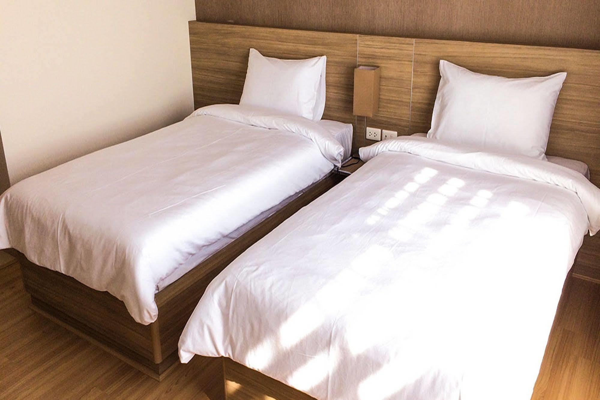 Leosor Hotel Nakhon Ratchasima Ngoại thất bức ảnh